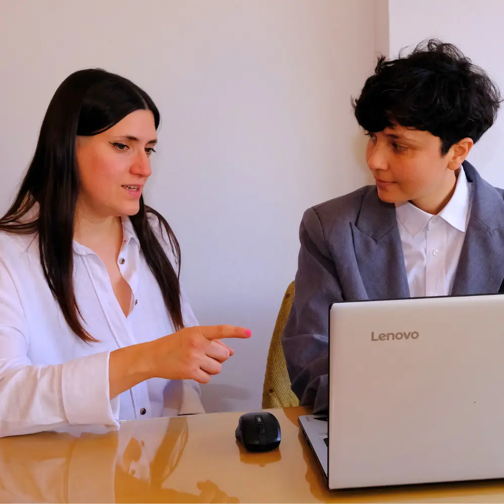 Costanza Martin y Gino Valdez - Bambu Solutions Organic Lead Generation Link Building
